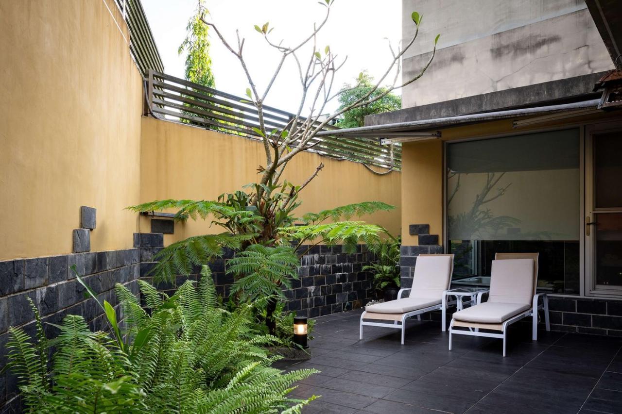 In-Stone Motel Taipei Exteriör bild